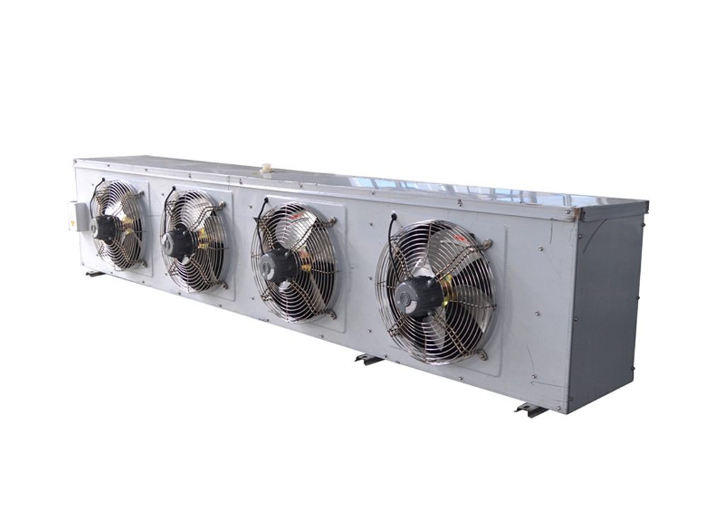 Refroidisseur d'air du moteur à rotor intérieur